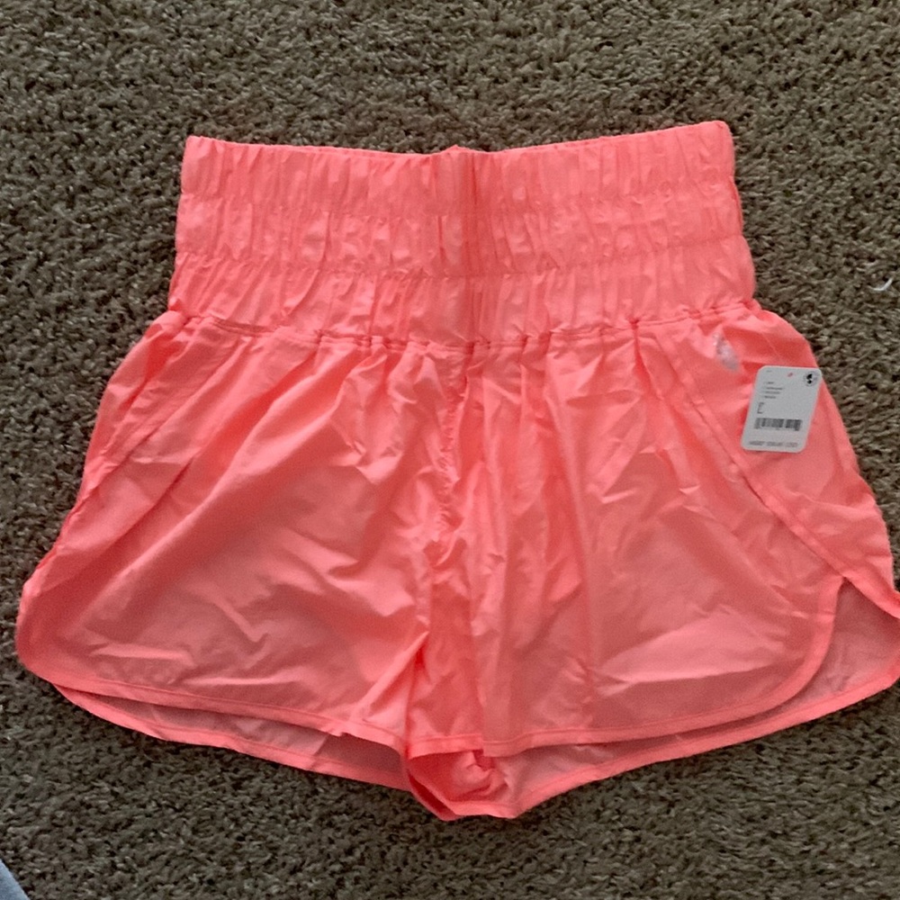 NWT FREE PEOPLE MOVEMENT THE WAY HOME SHORTS PAPAYA PUNCH SIZE LARGE